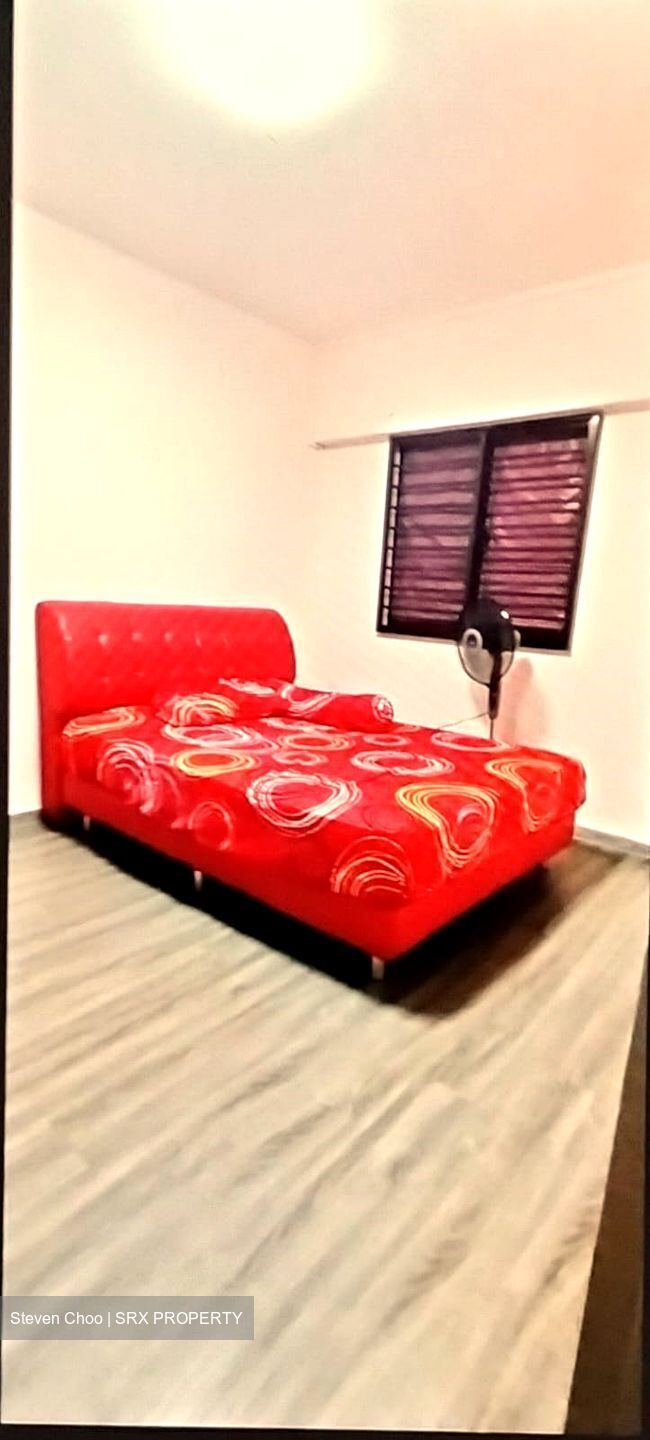 Jurong East Street 21 (Jurong East),  #437098521